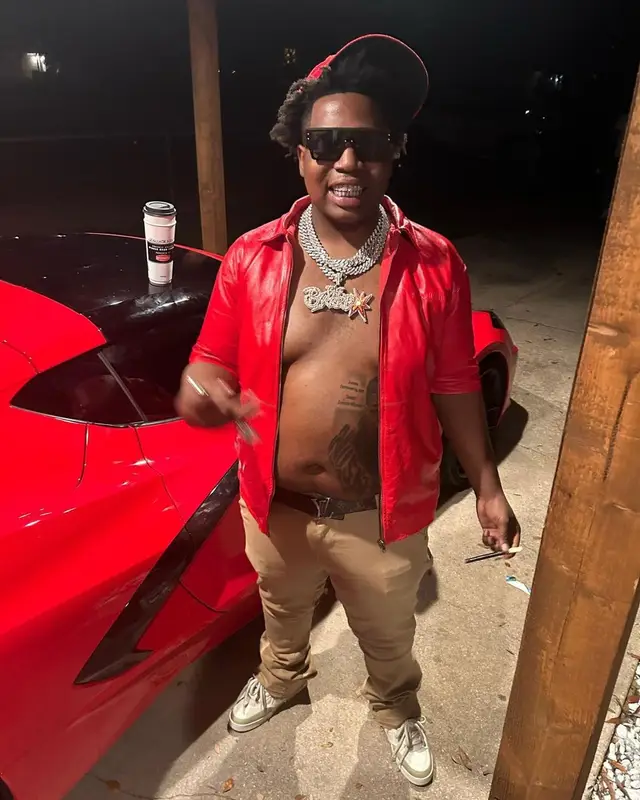 Big30 outfit in Life Of Sin, 2023