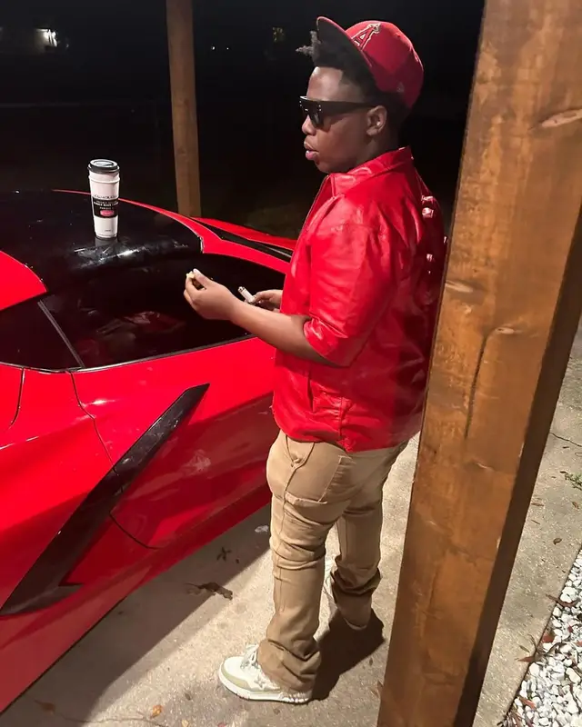 Big30 outfit in Life Of Sin, 2023