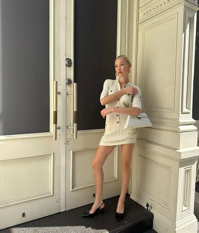 Meredith Duxbury outfit in Prada, 2023