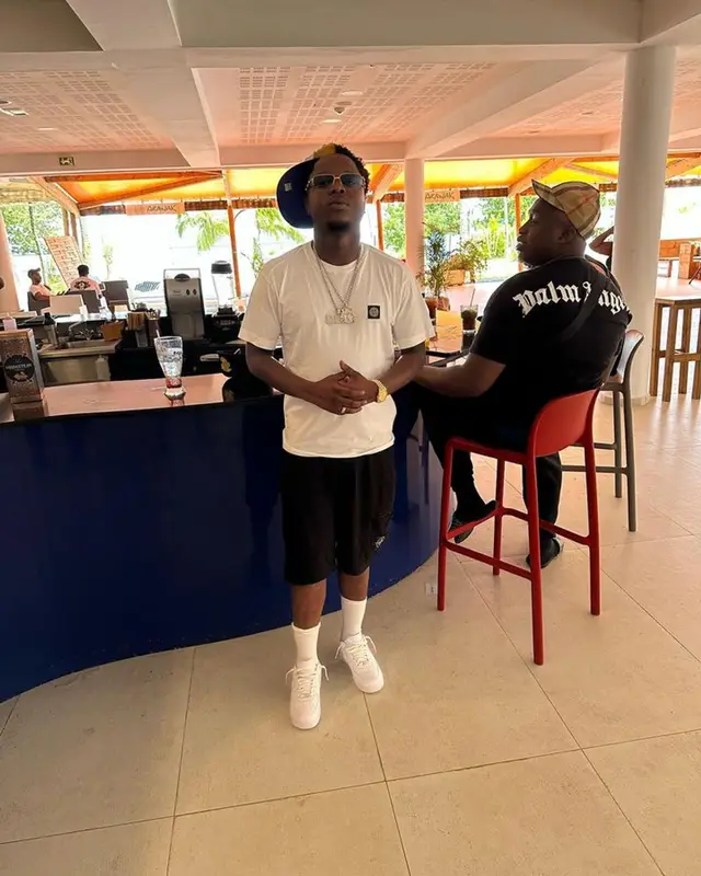 Leto outfit in Stone Island and Nike, 2023