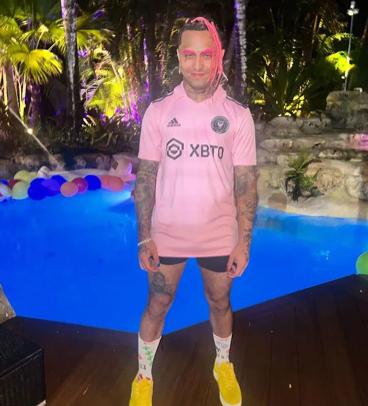 Lil Pump outfit in Adidas, Chrome Hearts, and Matty Boy, 2023