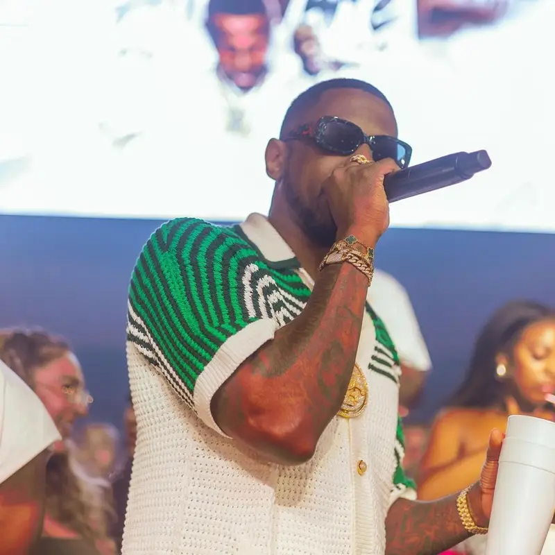 Fabolous outfit in Casablanca and Vintage Frames, 2023