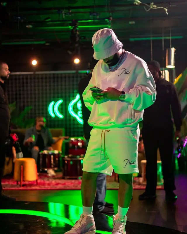 Arcangel outfit in Rhude, Nike, and Prada, 2023