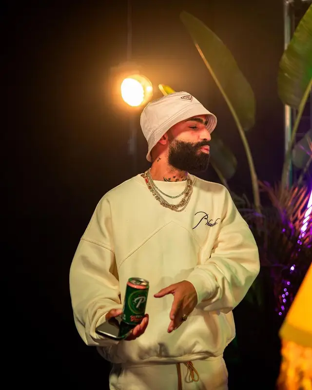 Arcangel outfit in Rhude, Nike, and Prada, 2023