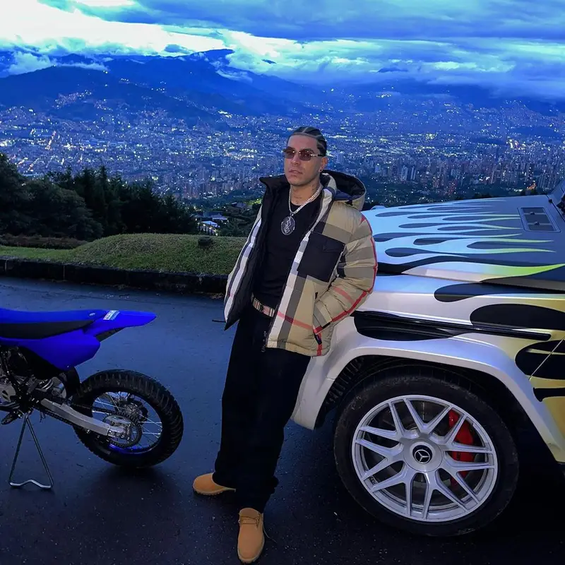 Ryan Castro outfit in Burberry and Timberland, 2023