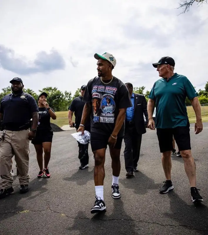 Jalen Hurts outfit in Grace Court Co, 2023