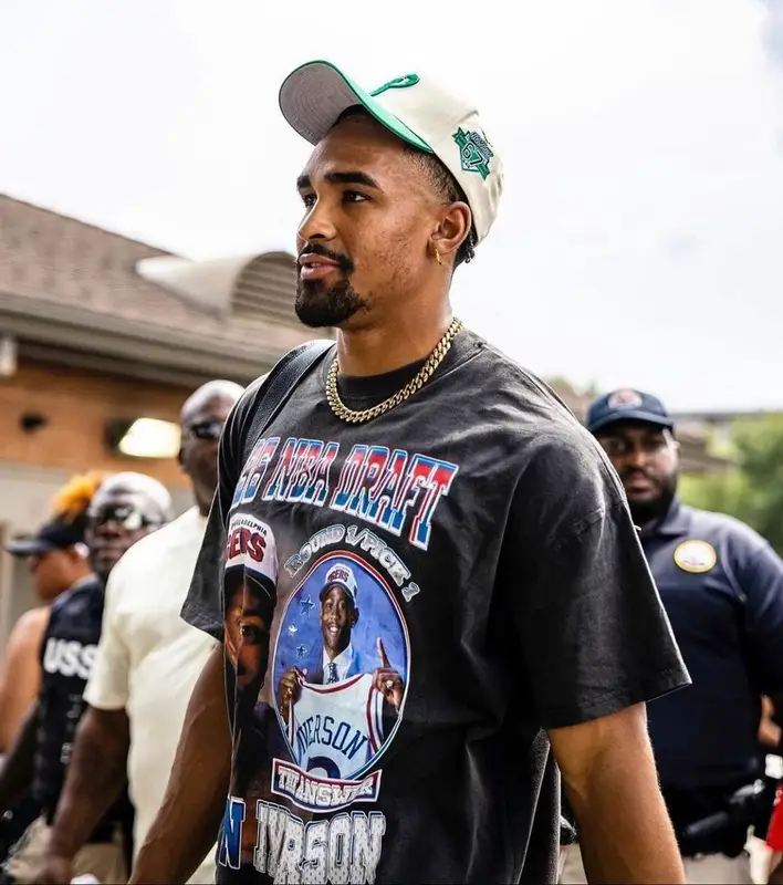 Jalen Hurts outfit in Grace Court Co, 2023