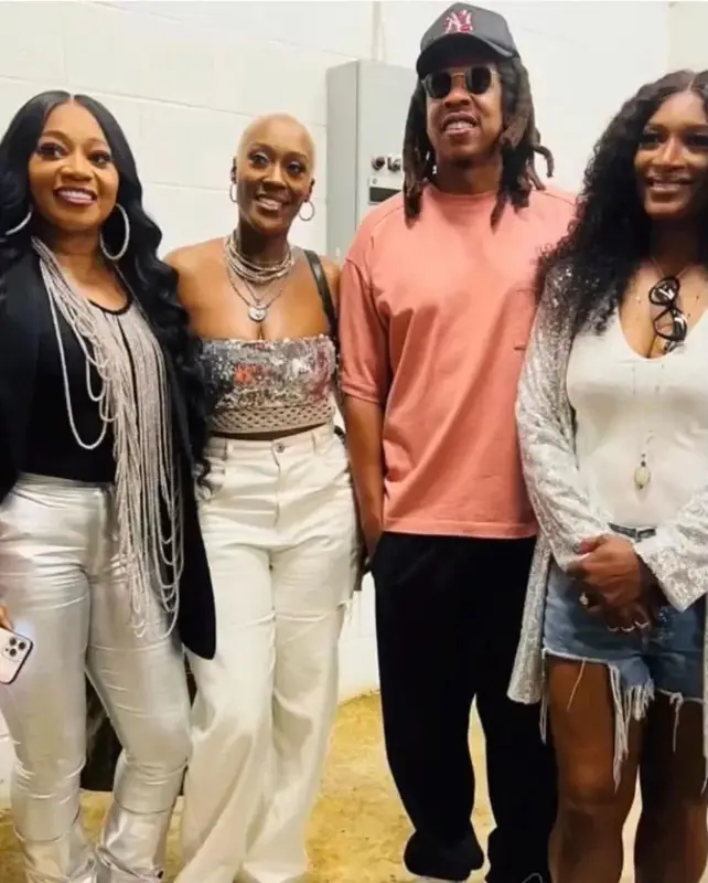 Jay-Z outfit in LaRopa, 2023