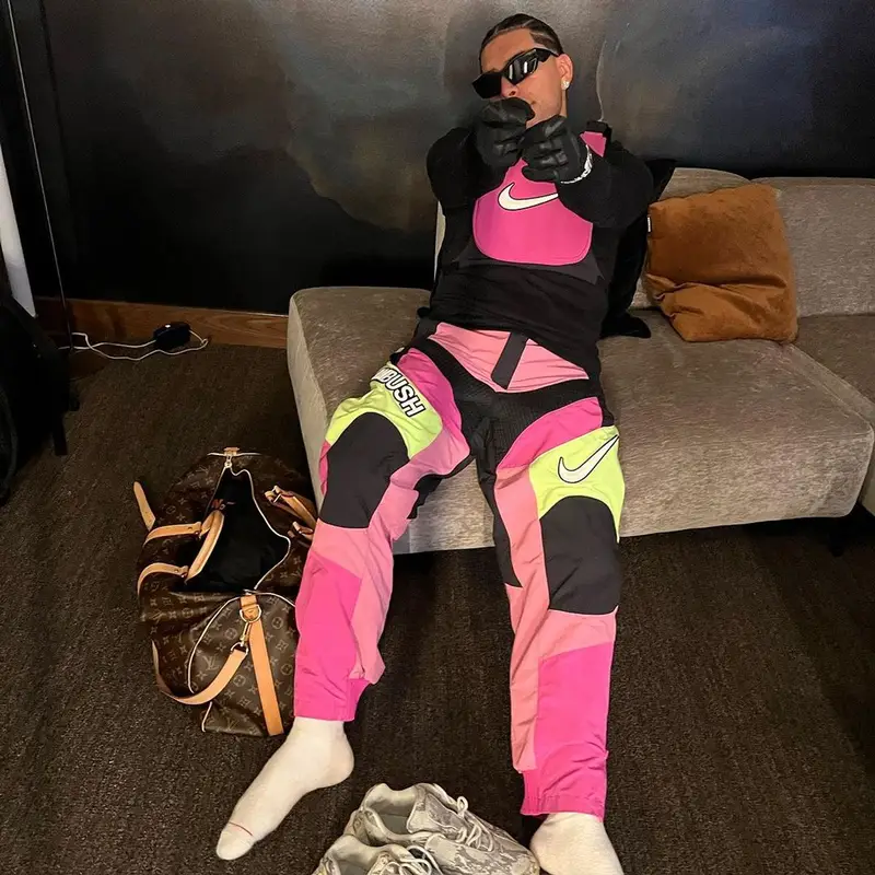 Ryan Castro outfit in Nike, Givenchy, and Ambush, 2023