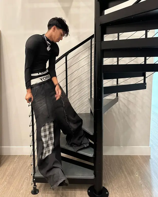 Yung Fazo outfit in Yori, 2023