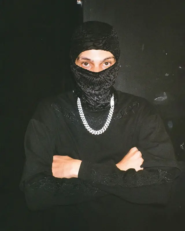 D Savage outfit in 8thwndr and Curse, 2023