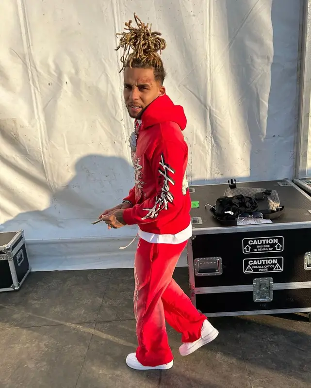 Zola outfit in Hellstar and Nike, 2023