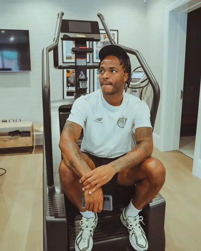Raheem Sterling outfit in New Balance, 2023