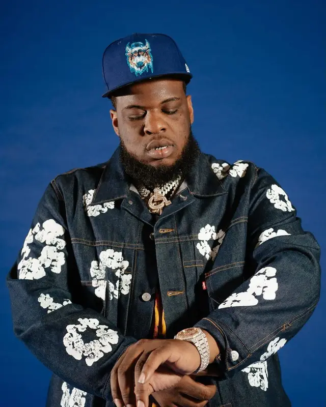 Maxo Kream outfit in Denim Tears, Levi’s, and Nike, 2023