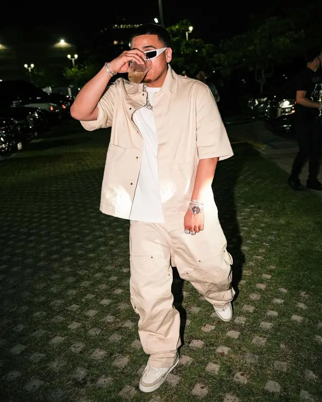 Jesus Ortiz Paz outfit in Louis Vuitton and Prada, 2023