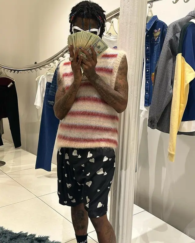 Famous Dex outfit in Marni and Bottega Veneta, 2023