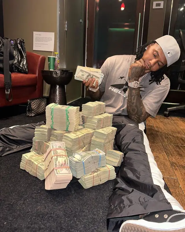 Moneybagg Yo outfit in Hellstar and Maison Mihara Yasuhiro, 2023
