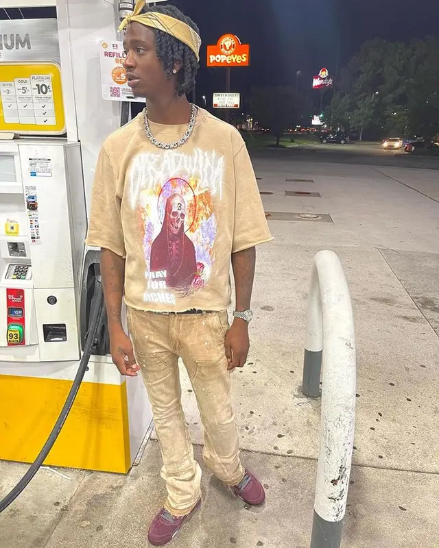 Yung Mal outfit in Breadwinna, Tulones, and Jordan, 2023