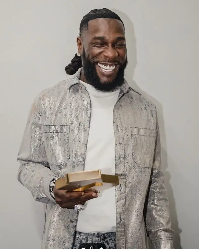Burna Boy outfit in Dior and Timberland, 2023