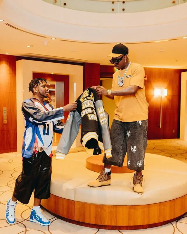 Zlatan outfit in Headgear Classics, Loewe, and Timberland, 2023