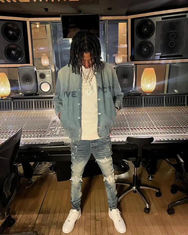 DigDat outfit in Givenchy, Nike, and Amiri, 2023