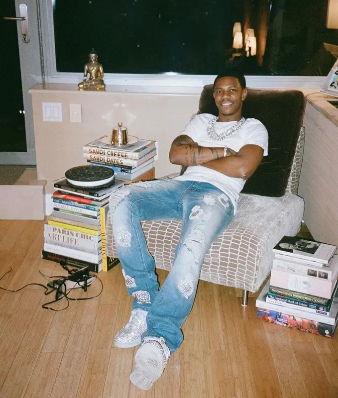 A Boogie Wit Da Hoodie outfit in Whensmokeclears, 2023