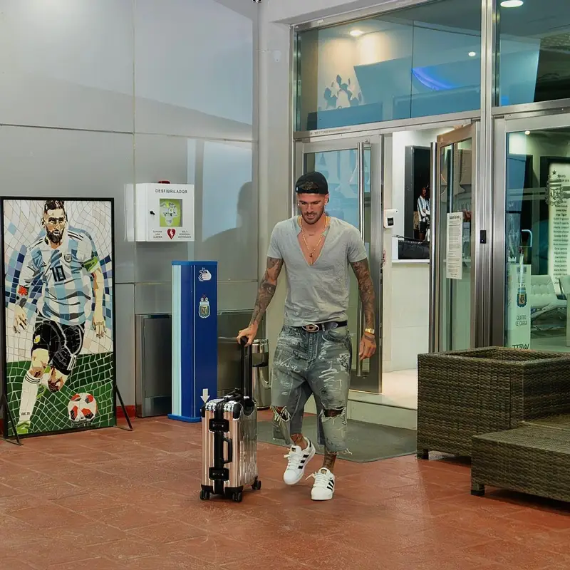 Rodrigo De Paul outfit in Balenciaga, Adidas, and Diesel, 2023
