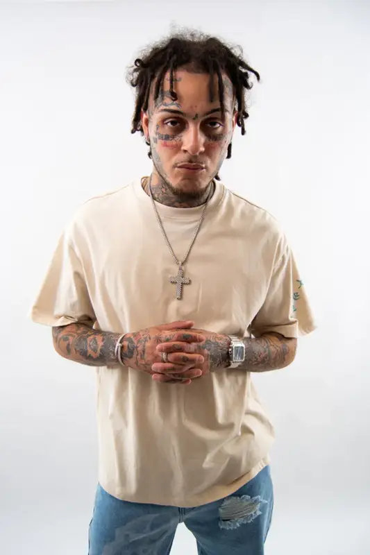 Lil Skies outfit in Ian Alexander, 2023
