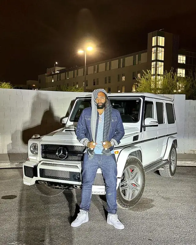 Money Man outfit in Dior and Nike, 2023