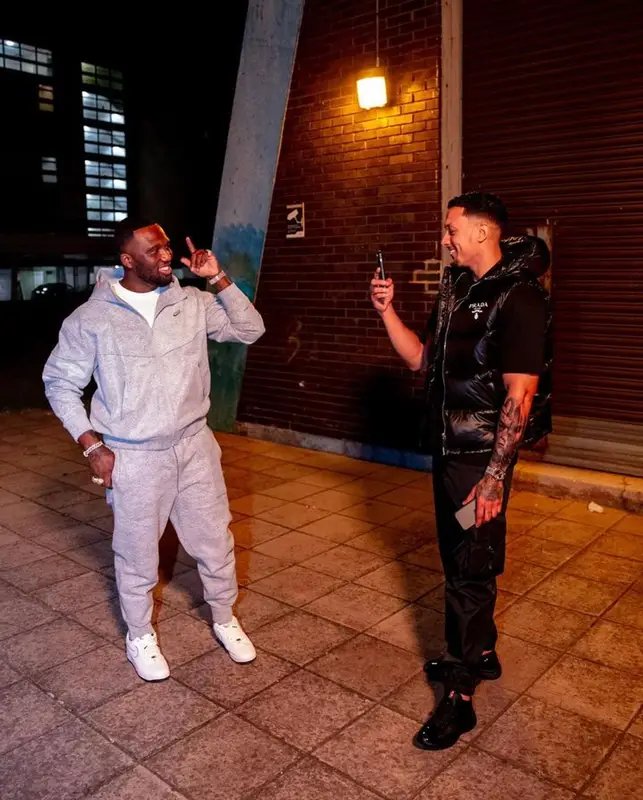 Headie One outfit in Nike, 2023