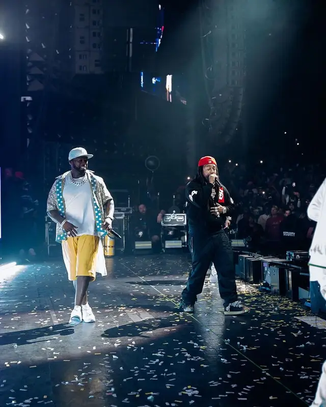 50 Cent outfit in Versace and Nike, 2023