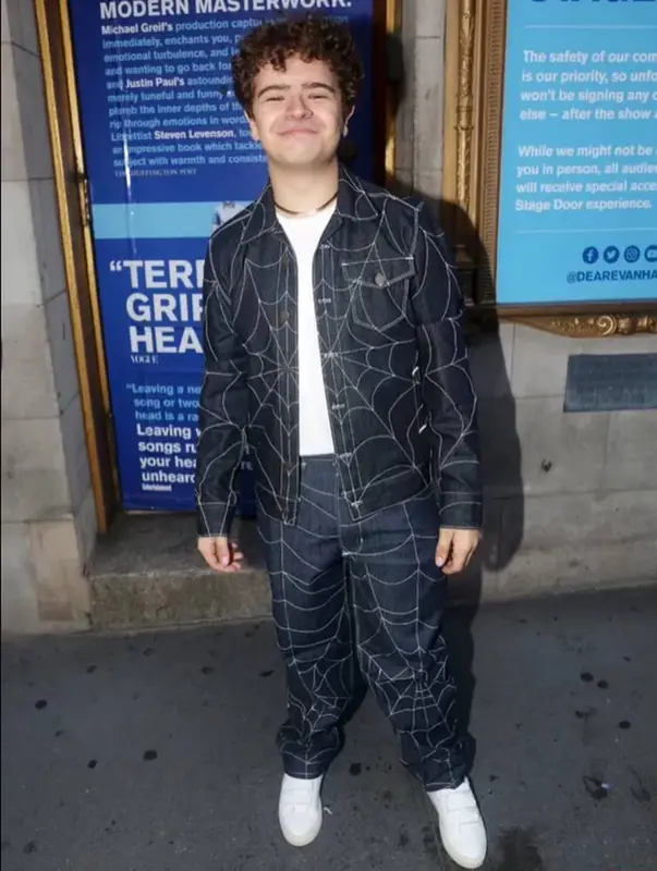 Gaten Matarazzo outfit in  Somdusca, 2023