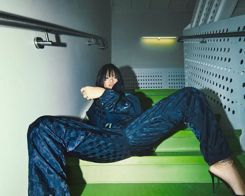 Rihanna outfit in Savage X Fenty and Giuseppe Zanotti, 2023