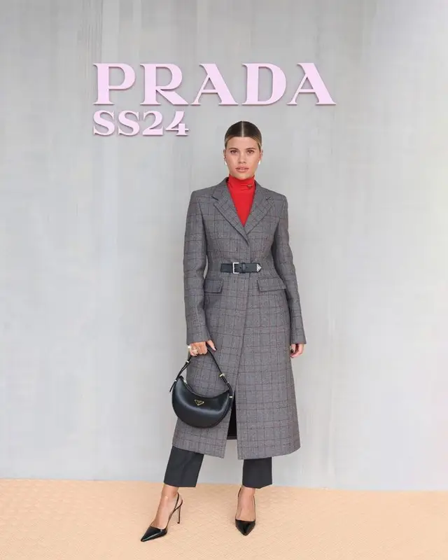 Sofia Richie outfit in Prada, 2023