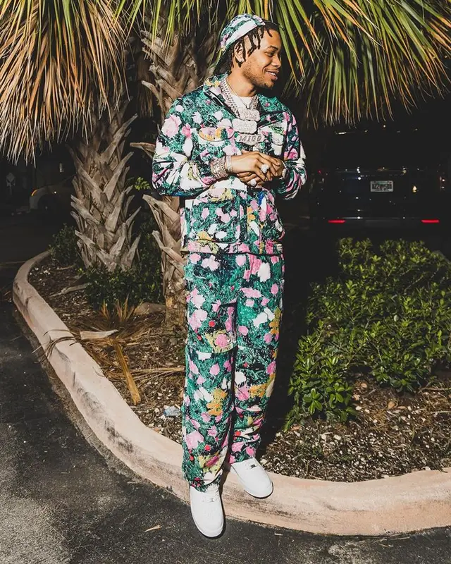 Lil Migo outfit in Nike, Supreme, and The North Face, 2023