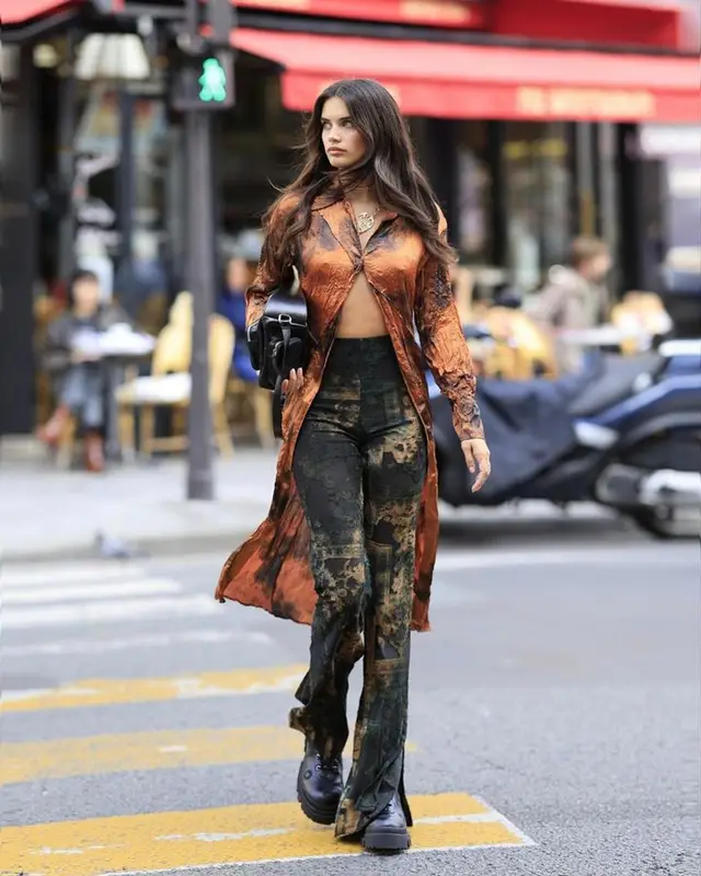 Sara Sampaio outfit in Desigual, 2023