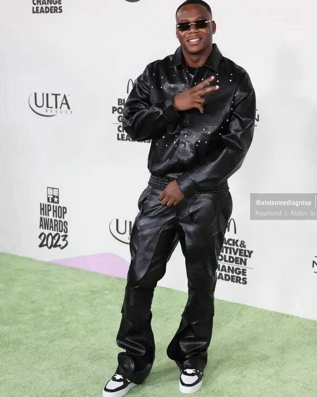 Symba outfit in Che By Che, 2023
