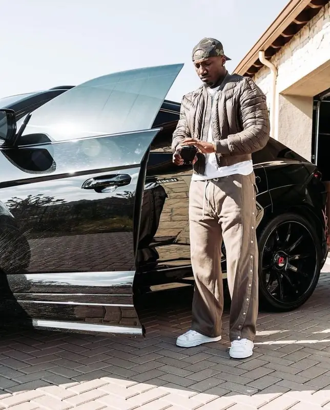 Deebo Samuel outfit in Rick Owens and Maison Mihara Yasuhiro, 2023