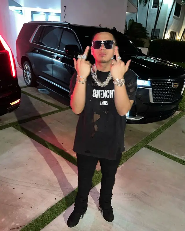 Jesus Ortiz Paz outfit in Givenchy, Timberland, and Louis Vuitton, 2023