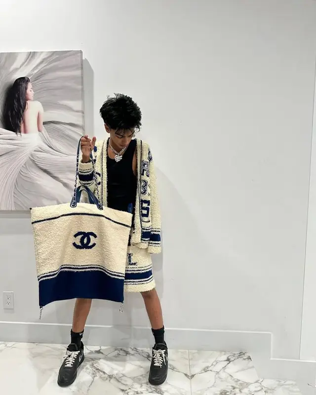 Yung Fazo outfit in Chanel, Nike, and Off-White, 2023