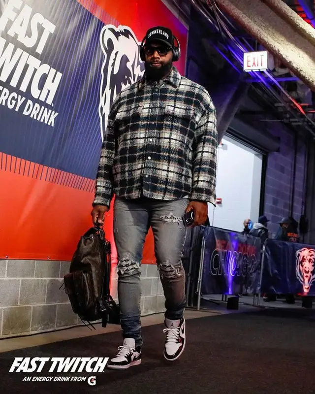 Marcedes Lewis outfit in Amiri, Nike, and Louis Vuitton, 2023
