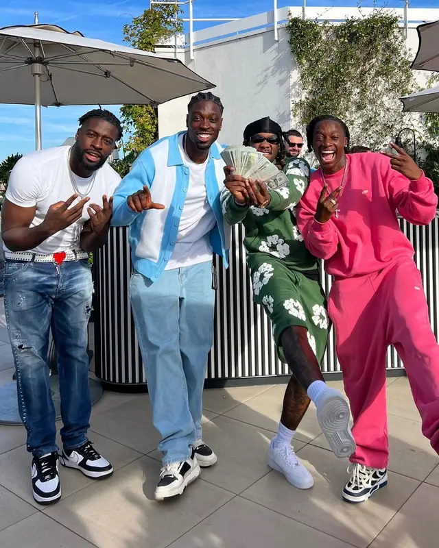 Offset outfit in Denim Tears and Nike, 2023