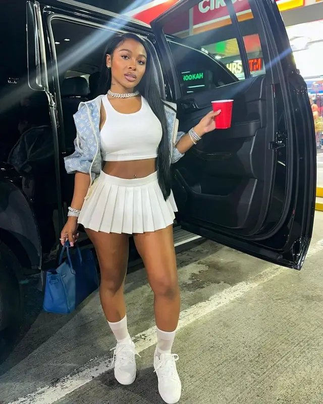 Jayda Wayda outfit in Louis Vuitton and Hermes, 2023