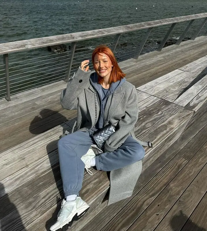 Meredith Duxbury outfit in Helsa Studio, New Balance, and Chanel, 2023