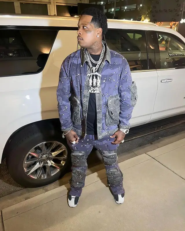 Finesse2tymes outfit in Valabasas and Jordan, 2023