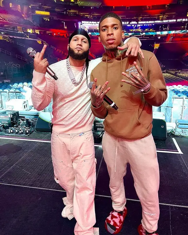 El Alfa El Jefe outfit in Louis Vuitton and Jordan, 2023