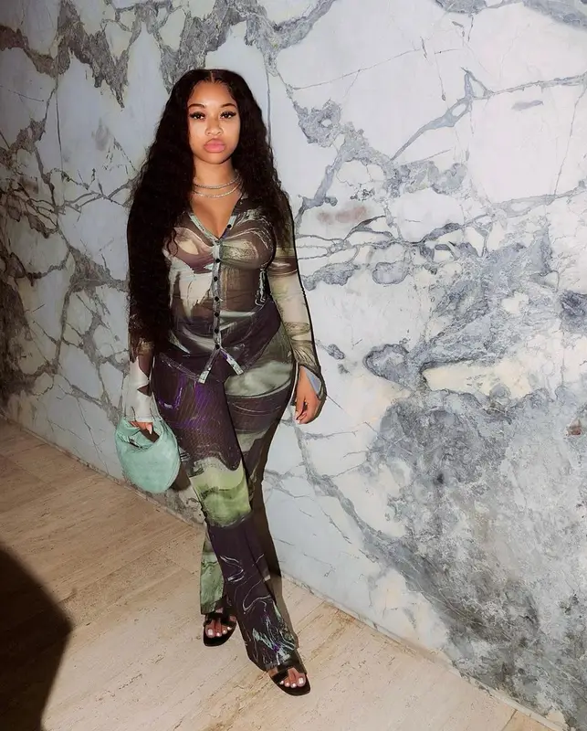 India Royale outfit in FashionNova, Bottega Veneta, and Hermes, 2023