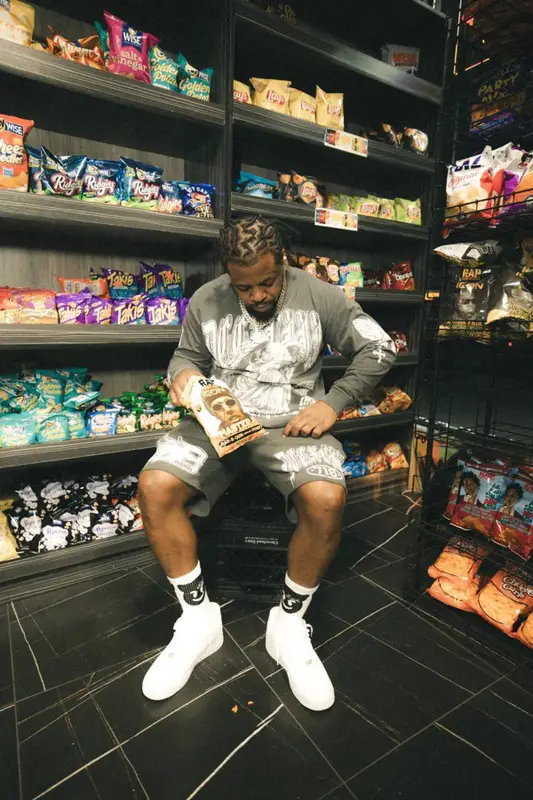 Rowdy Rebel outfit in Everything Bandi, 2023
