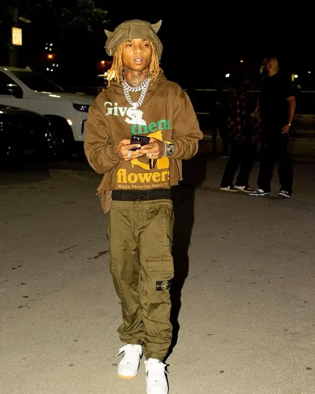Swae Lee outfit in Stone Island, Nike, and Bottega Veneta, 2023