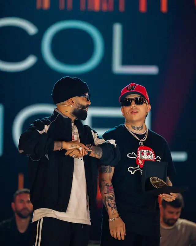 Arcangel outfit in Balenciaga and Off-White, 2023